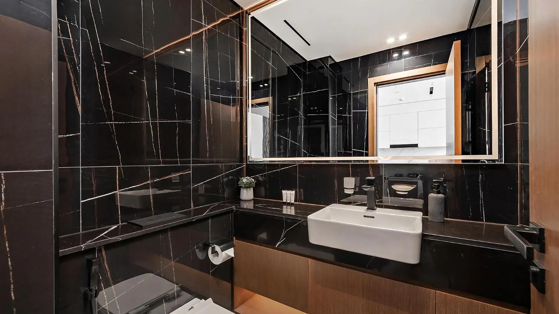 Luxury 1Br At Binghatti Onyx Jvc Dubai United Arab Emirates
